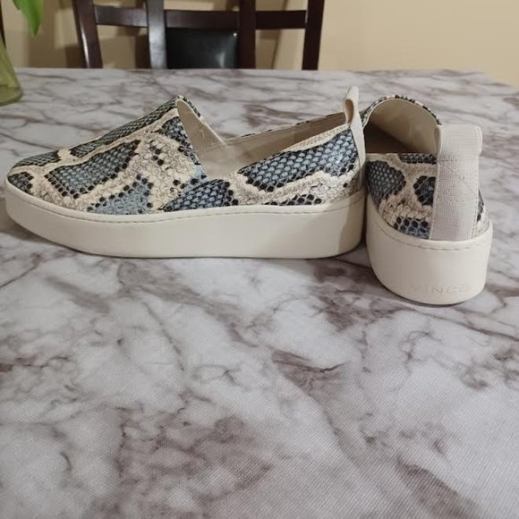 LIKE NEW Vince Saxon Snakeskin-Embossed Leather Platform Sneakers Size 5.5 - Picture 4 of 6
